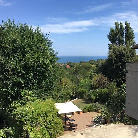 Appartamenti Pesaro Mare Ledimar Bagian luar foto